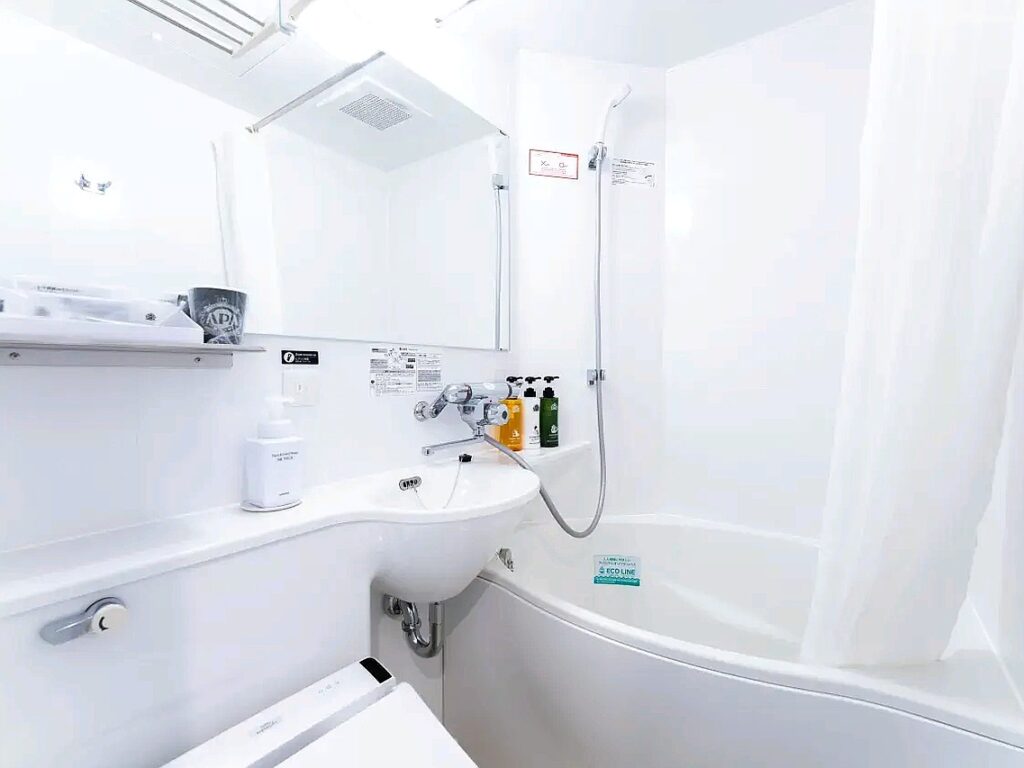APA Higashi Shinjuku Kabukicho Tower Bathroom | APA Higashi Shinjuku Kabukicho Tower (No. 323) Bathroom