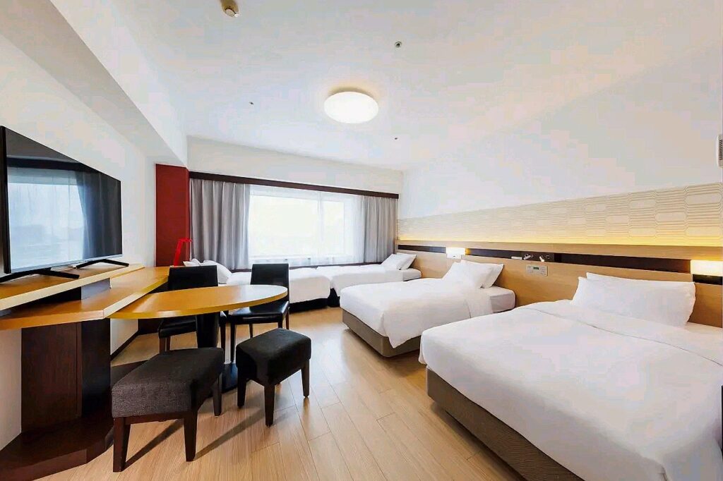 호텔 메트로폴리탄 에드몬트 도쿄 객실 | Hotel Metropolitan Edmont Guest Room