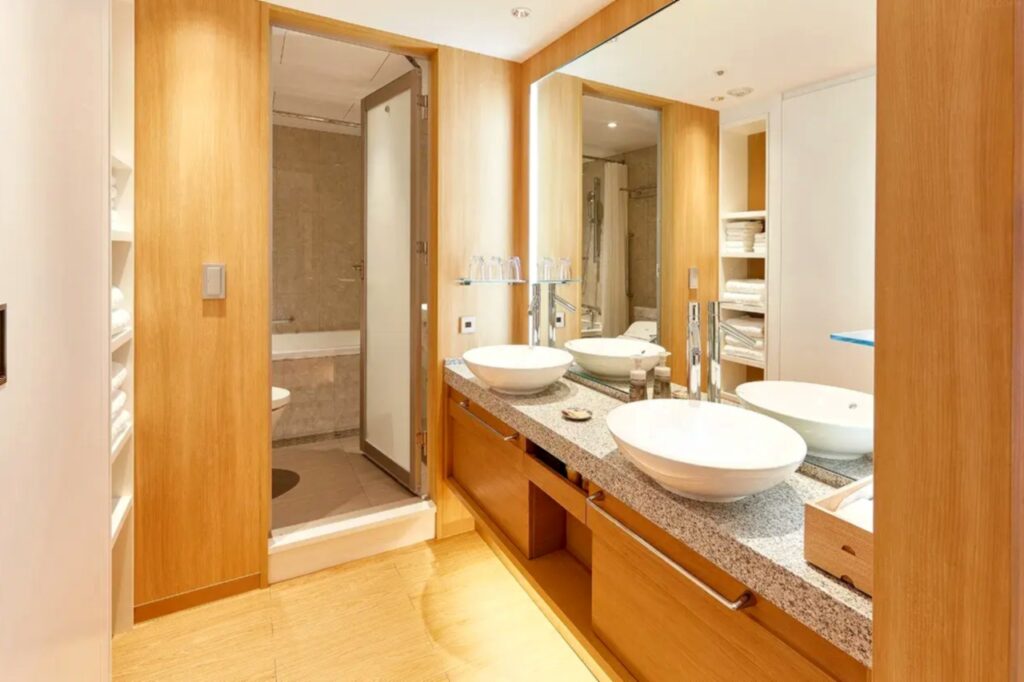 게이오 플라자 호텔 도쿄 욕실 | Keio Plaza Hotel Tokyo Bathroom
