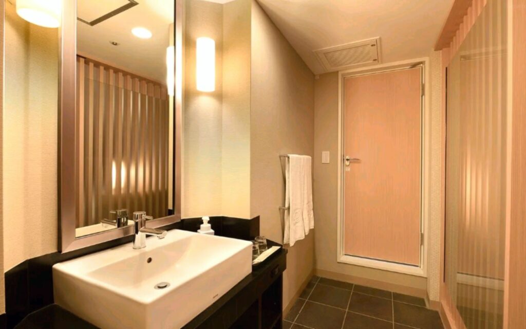 신주쿠 프린스 호텔 욕실 | Shinjuku Prince Hotel Bathroom