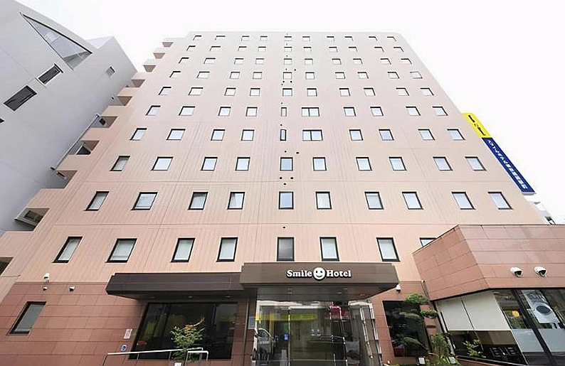 스마일 호텔 도쿄 아야세 에키마에 전경